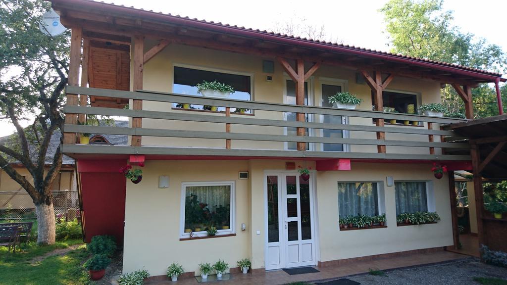 Casa Georgeta Hostal Bran  Exterior foto